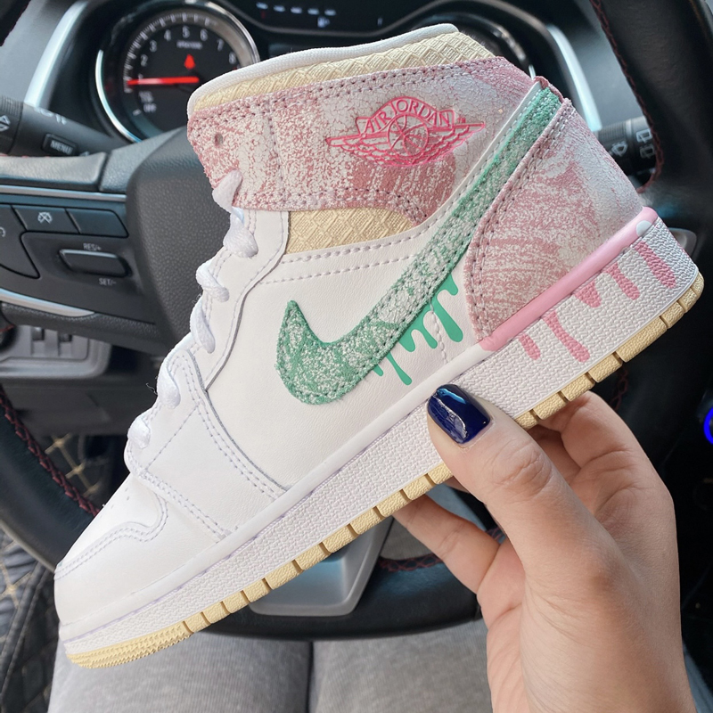 nike/耐克 air jordan 1 mid 女款 aj1 冰淇淋粉 油漆 白粉 马卡龙 中