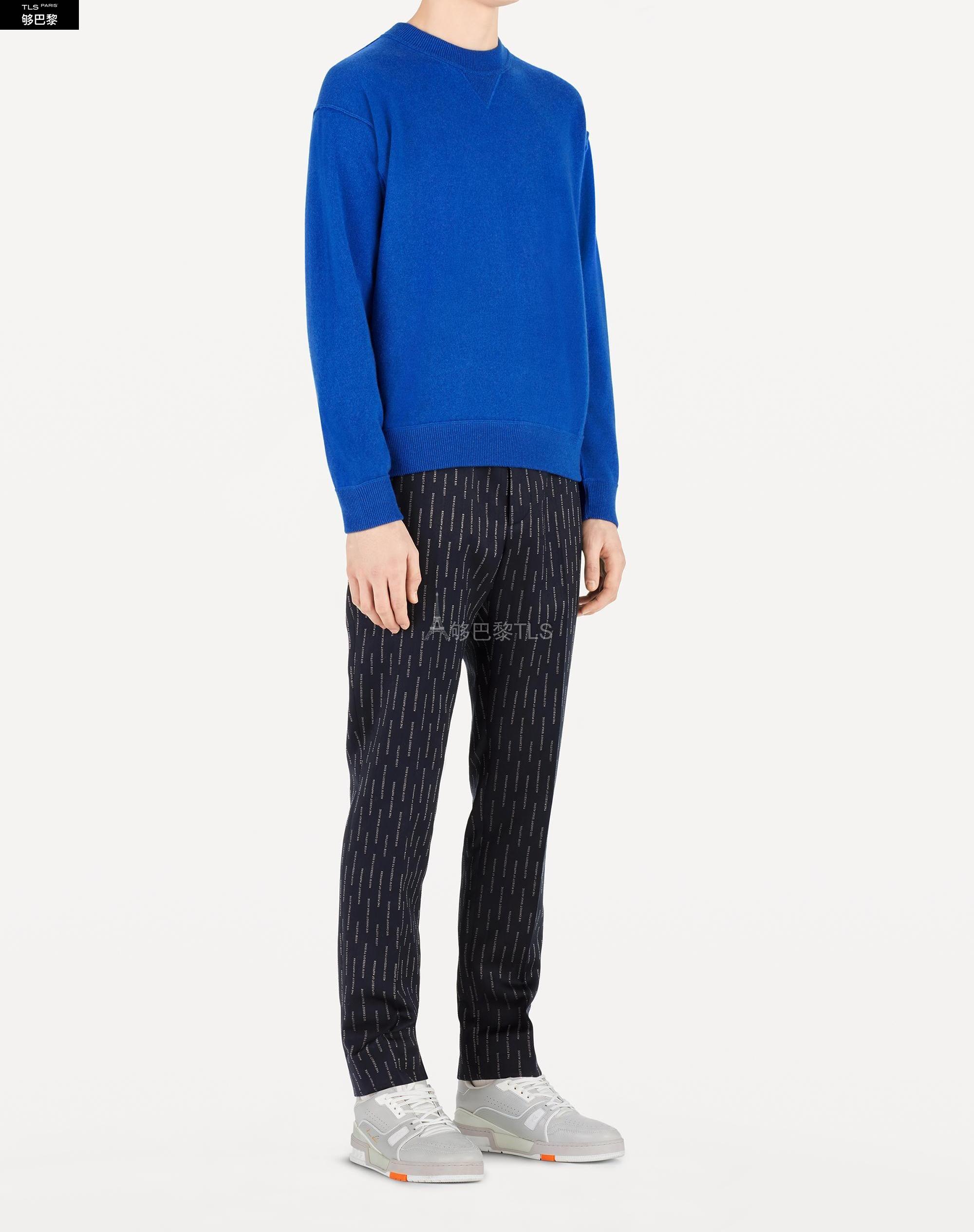 98 % cachemire, 1 % soie, 1 % polyamide bleu coupe ample base