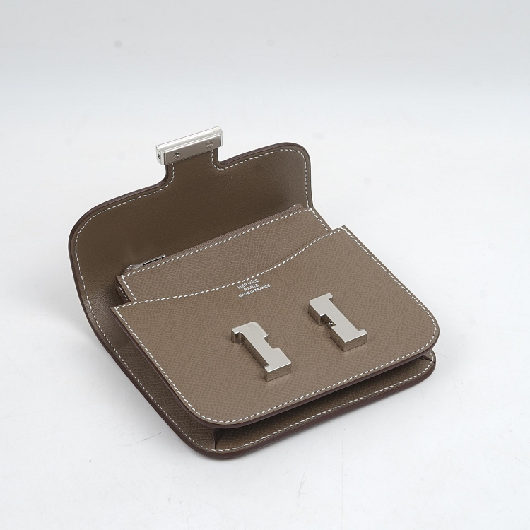 hermes/爱马仕 constance slim钱包 大象灰银扣 epsom牛皮