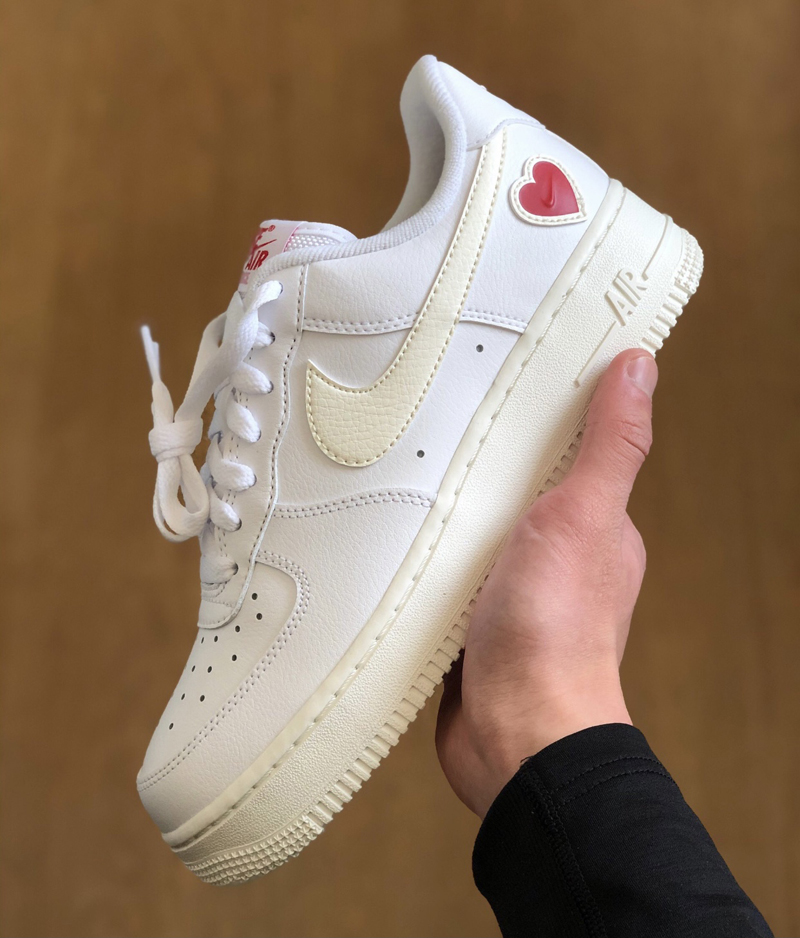 nike/耐克 air force 1 男女同款 af1 白红 情人节 爱心 空军一号