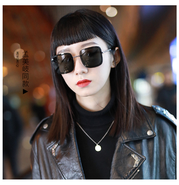 【预售】chanel/香奈儿 明星同款 香奈儿墨镜 太阳镜 方框时尚链条款