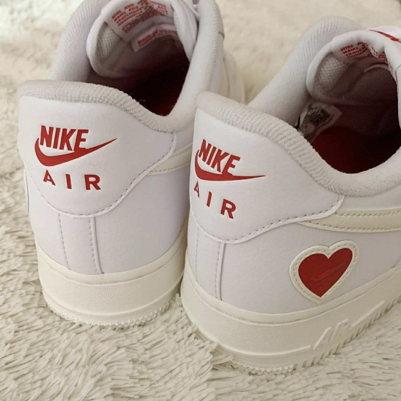 nike/耐克 air force 1 男女同款 af1 白红 情人节 爱心 空军一号