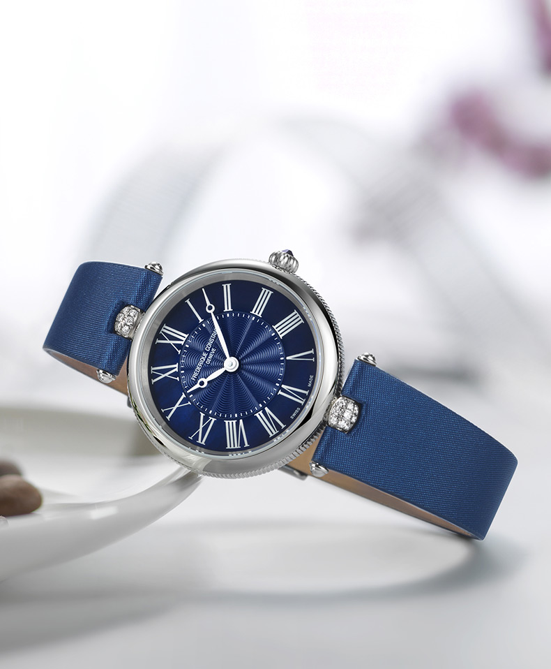 Frederique Constant/康斯登瑞士原装时尚休闲钢带钻石石英女表FC-200MPW2AR6B贝母盘