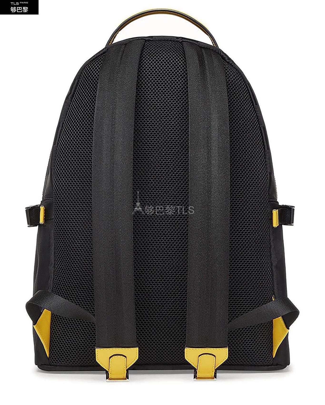 【包邮包税】 fendi芬迪 21年春夏 男士 双肩包 essential背包 fen34d