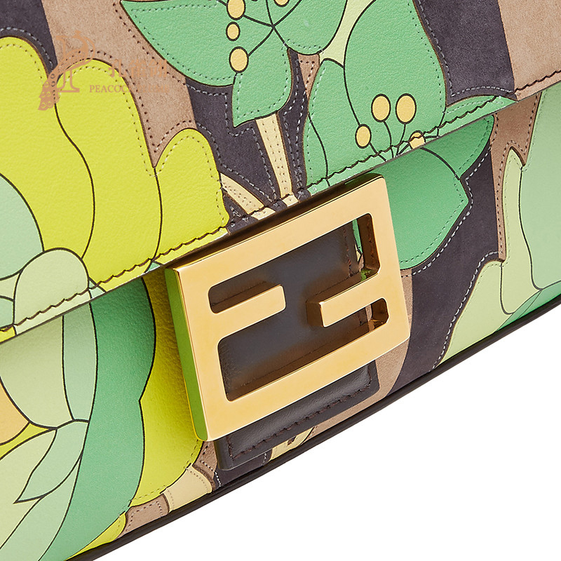 fendi/芬迪 女士法棍牛皮斜挎包 at