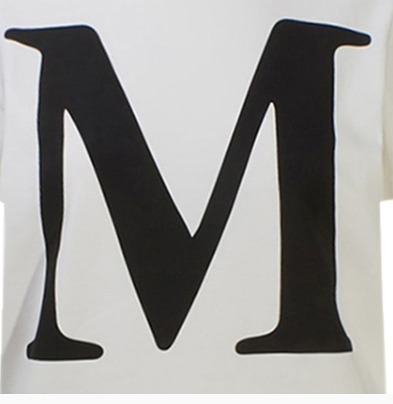 标志像个m的服装品牌图片