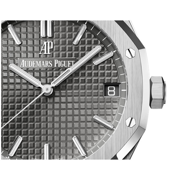 Audemars Piguet/爱彼  皇家橡树系列 男士 自动机械 腕表 15500ST 【高金额腕表价格浮动较大，下单前请联系客服，商品具体价格以客服沟通为准】