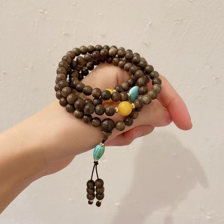 jinxuanzi/金玄紫 加里曼丹老料沉香串珠108颗搭配松石蜜蜡配珠手串