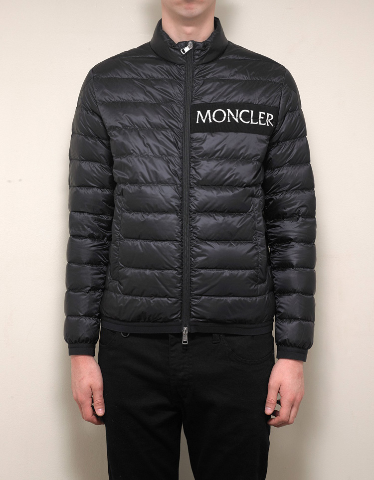 moncler/蒙克莱 男士羽绒服【现货】