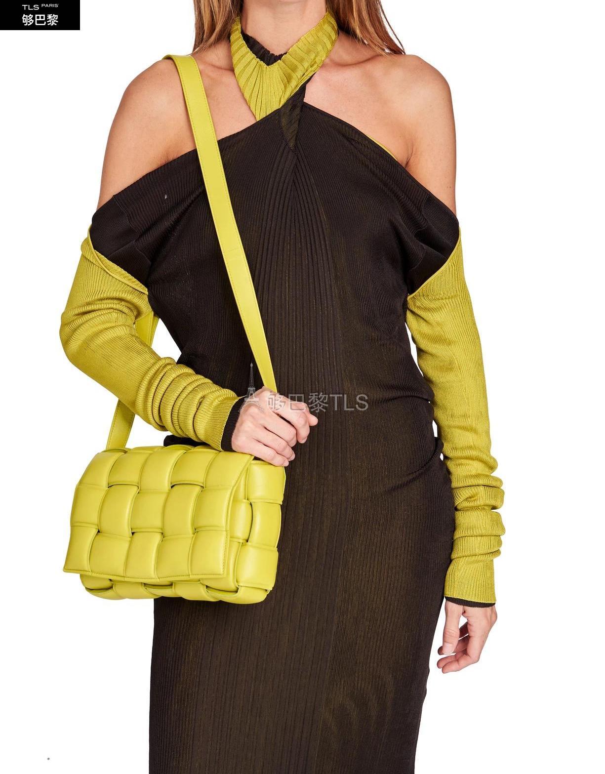 【包邮包税】 bv葆蝶家 21年秋冬 女士 单肩包 padded cassette 包