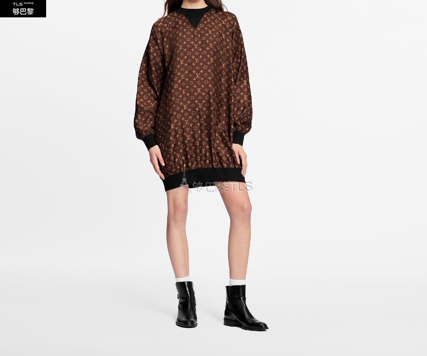 longueur : 85 cm  tissu principal : 100 % soie  autres : 68 %