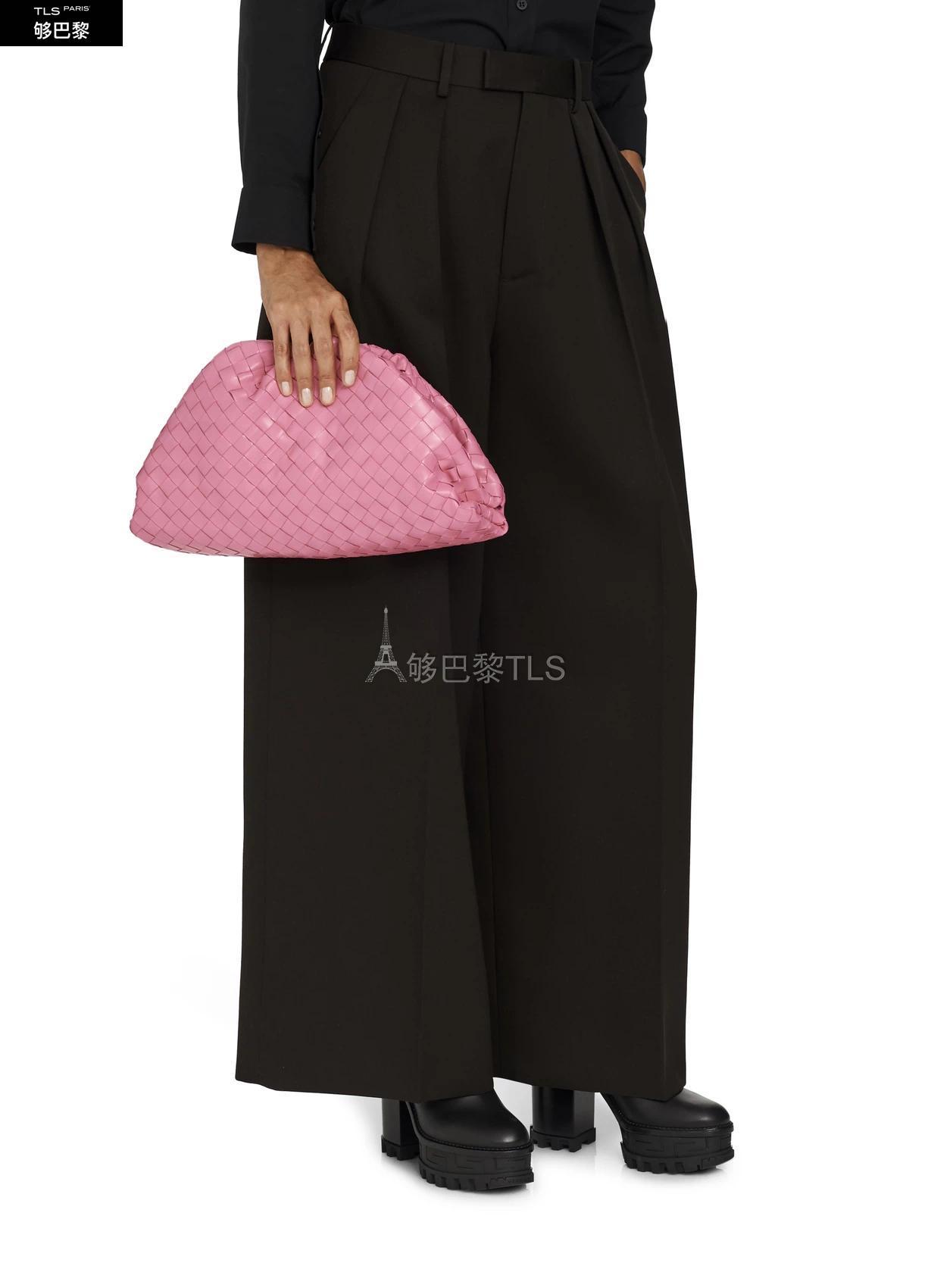 【包邮包税】 bv葆蝶家 21年秋冬 女士 手拿包 pou*w*ch 系列 botg4m7