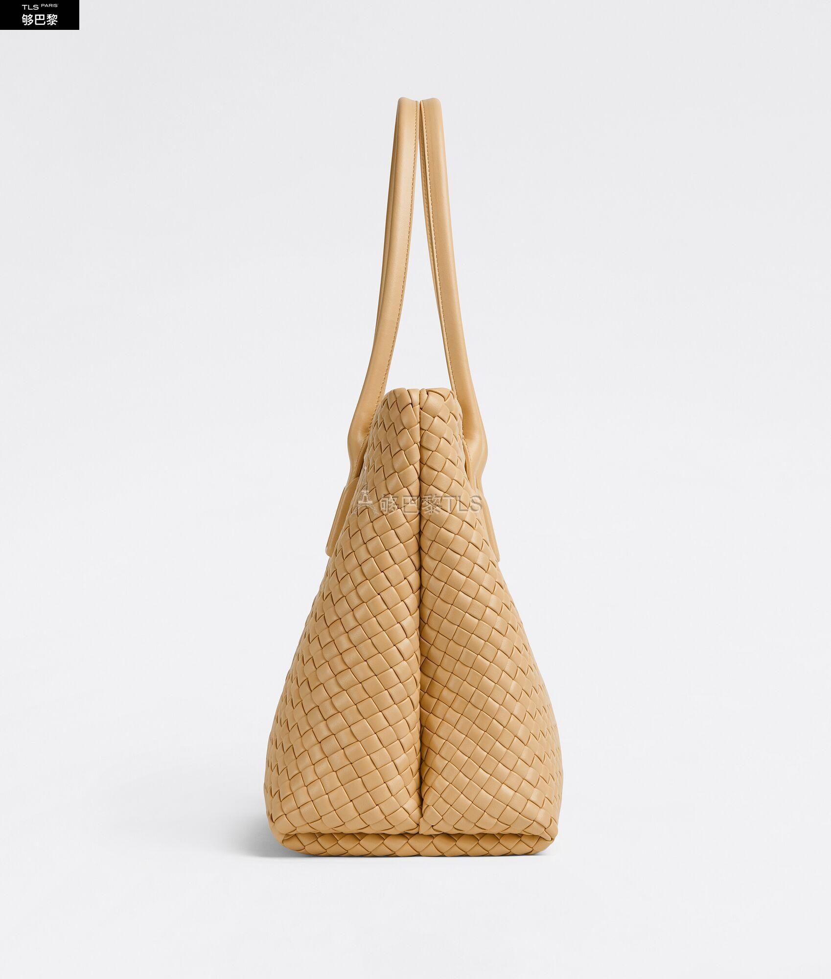 【包邮包税】 bv葆蝶家 21年秋冬 女士 手提包 snap 666926v01d12700