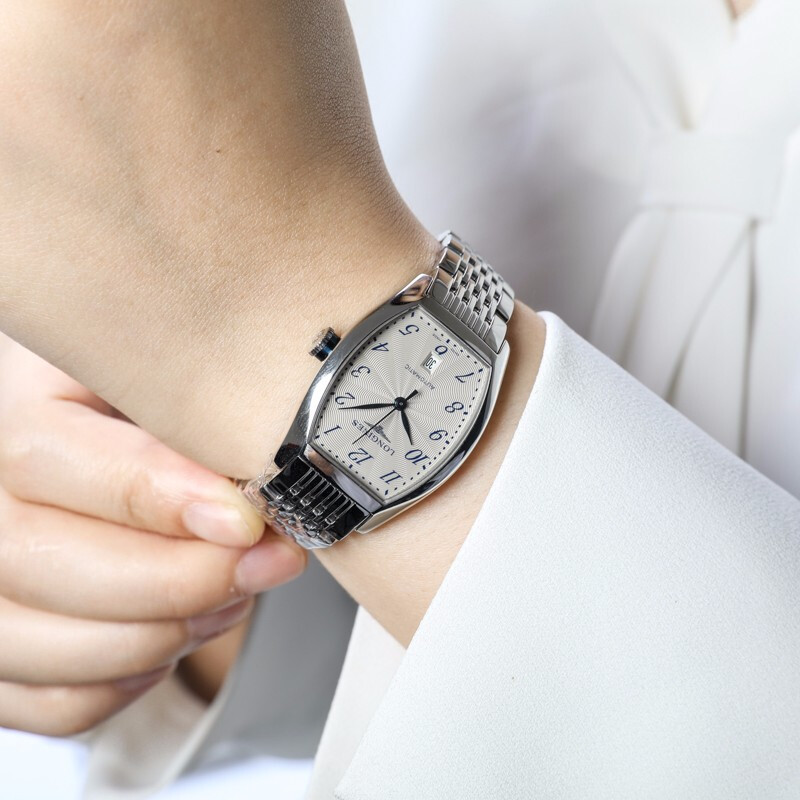 longines/浪琴制表传统系列酒桶型 l2.142.4.73.
