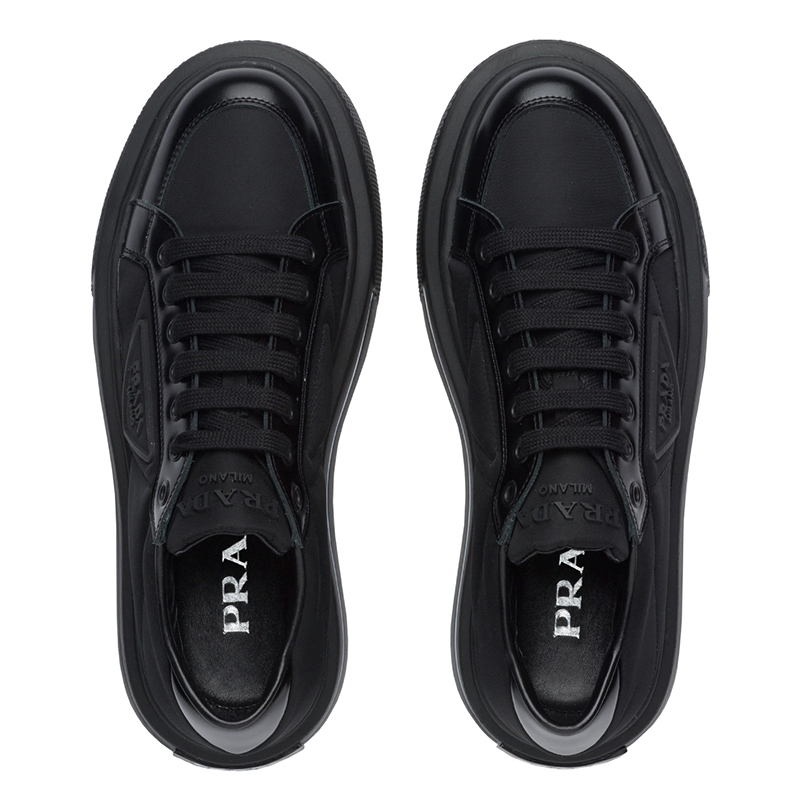 【PRADA普拉达 女士休闲运动鞋】【包税】PRADA/普拉达 Macro Re-Nylon系列 女士黑色再生尼龙和亮面皮革运动鞋1E661M ...