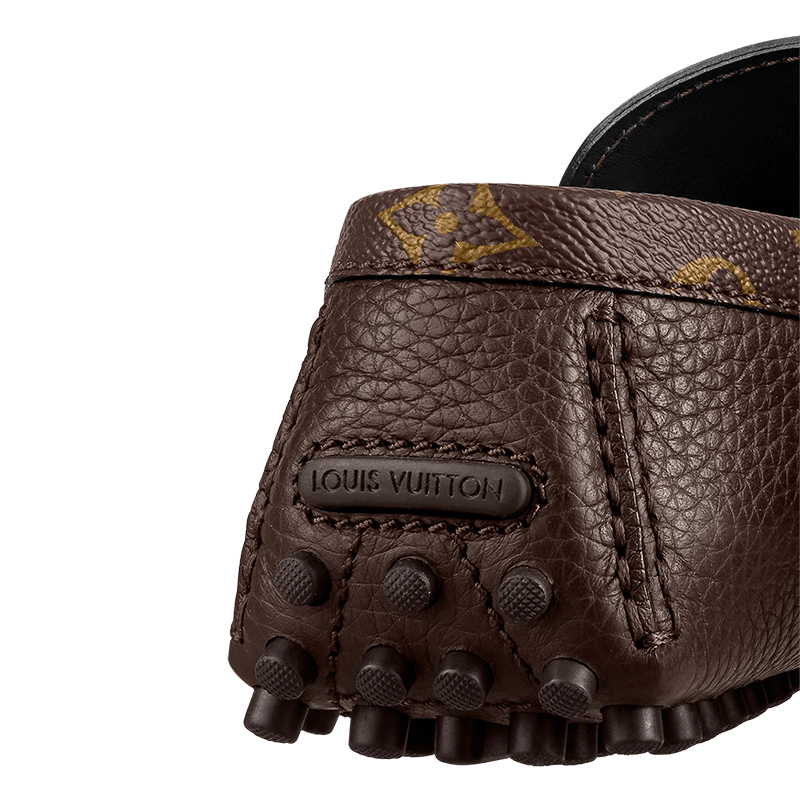 hockenheim系列 男士摩卡棕色粒面小牛皮lv金扣莫卡辛鞋乐福鞋1a9i7v