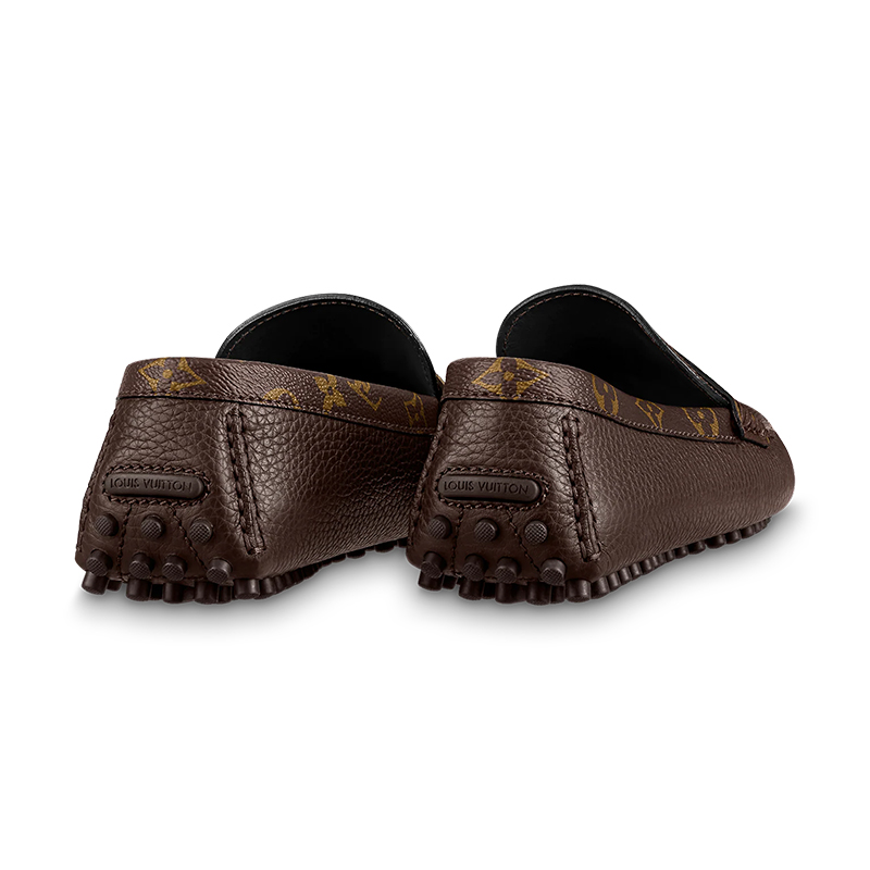 hockenheim系列 男士摩卡棕色粒面小牛皮lv金扣莫卡辛鞋乐福鞋1a9i7v