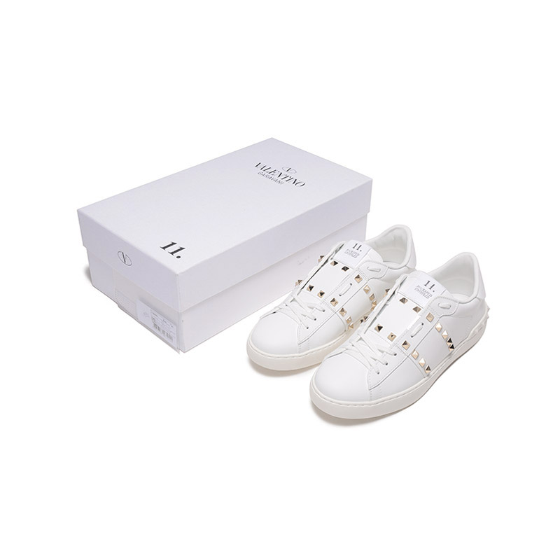 【Valentino华伦天奴 板鞋】Valentino/华伦天奴 男士皮革Rockstud Untitled铆钉装饰系带休闲运动鞋板鞋小白鞋 ...