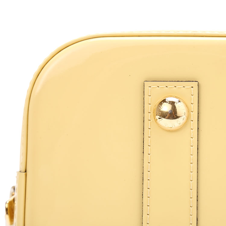 louis vuitton(路易威登)alma 小号香草黄漆皮手提包