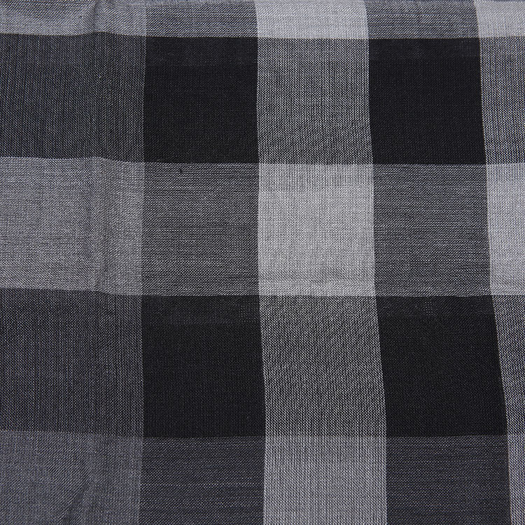 burberry(博柏利) 黑/灰格子羊毛/丝围巾50×180