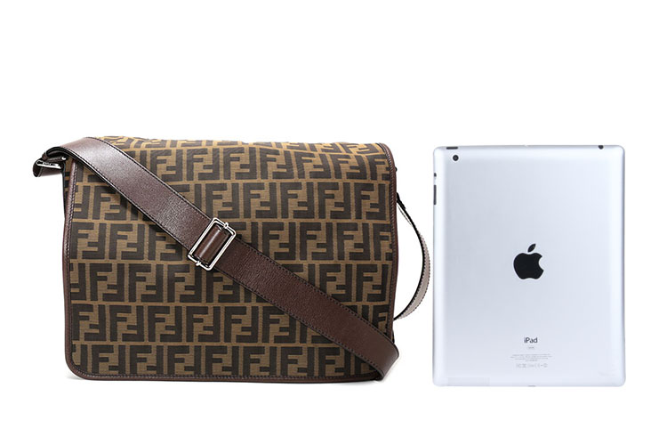 fendi/芬迪牛津布织物配皮男士电脑公文斜挎包