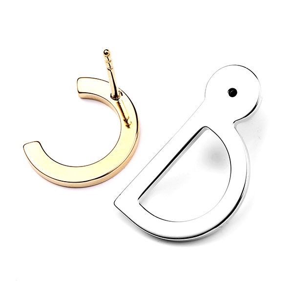 dior(迪奥) 金/银字母logo耳钉