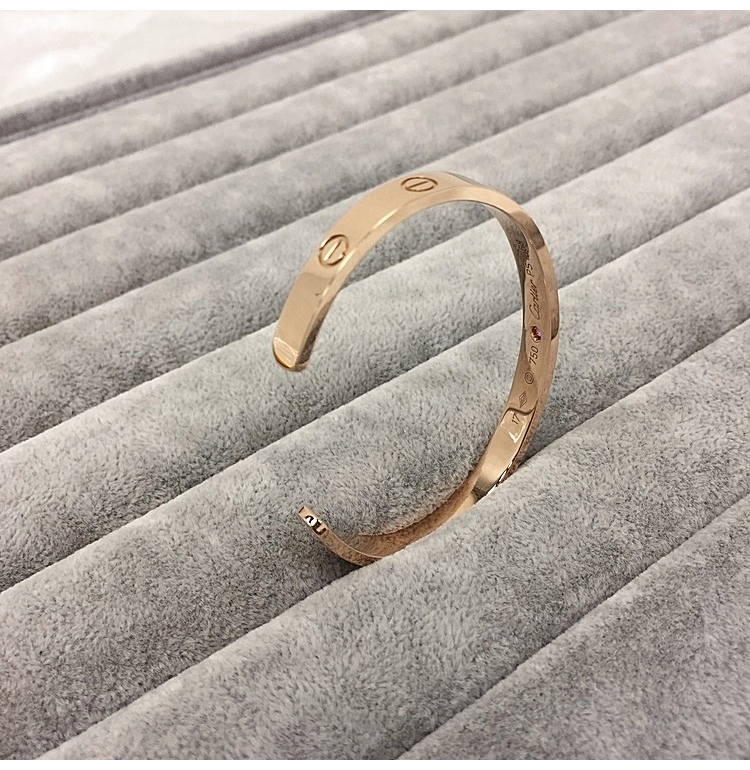 cartier(卡地亚) #love系列18k玫瑰金镶粉钻开口手镯17