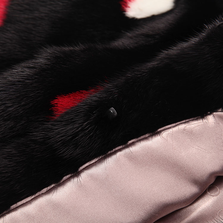 六度皮草女士皮草/貂皮大衣