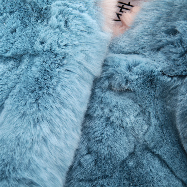 六度皮草女士皮草/兔毛大衣