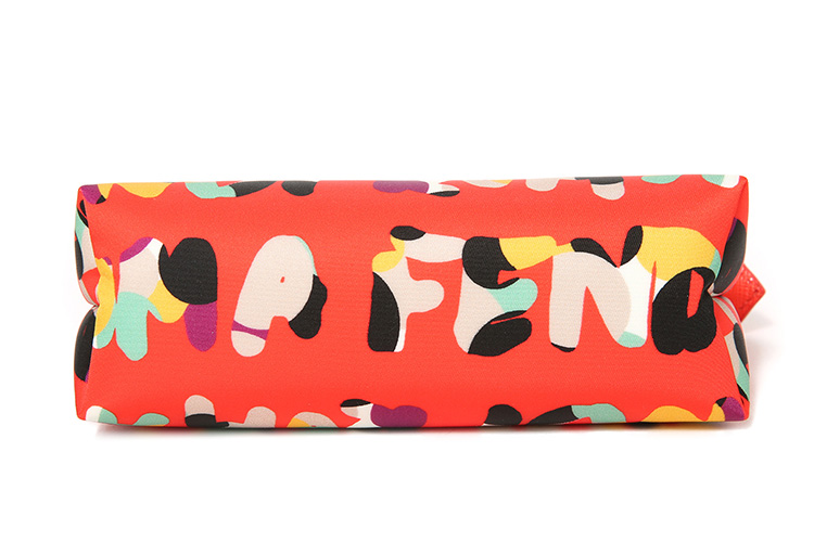 fendi(芬迪) 红色底尼龙涂鸦化妆包