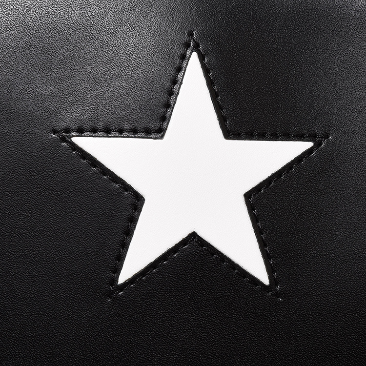 givenchy(纪梵希) 黑色皮质星星图案手拿包