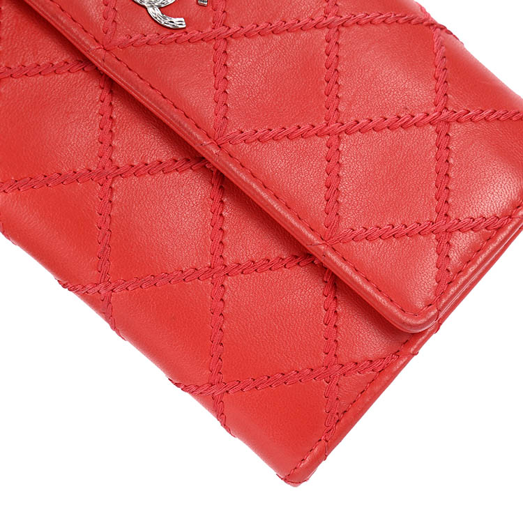 chanel(香奈儿) 红色皮质格纹长款按扣钱夹