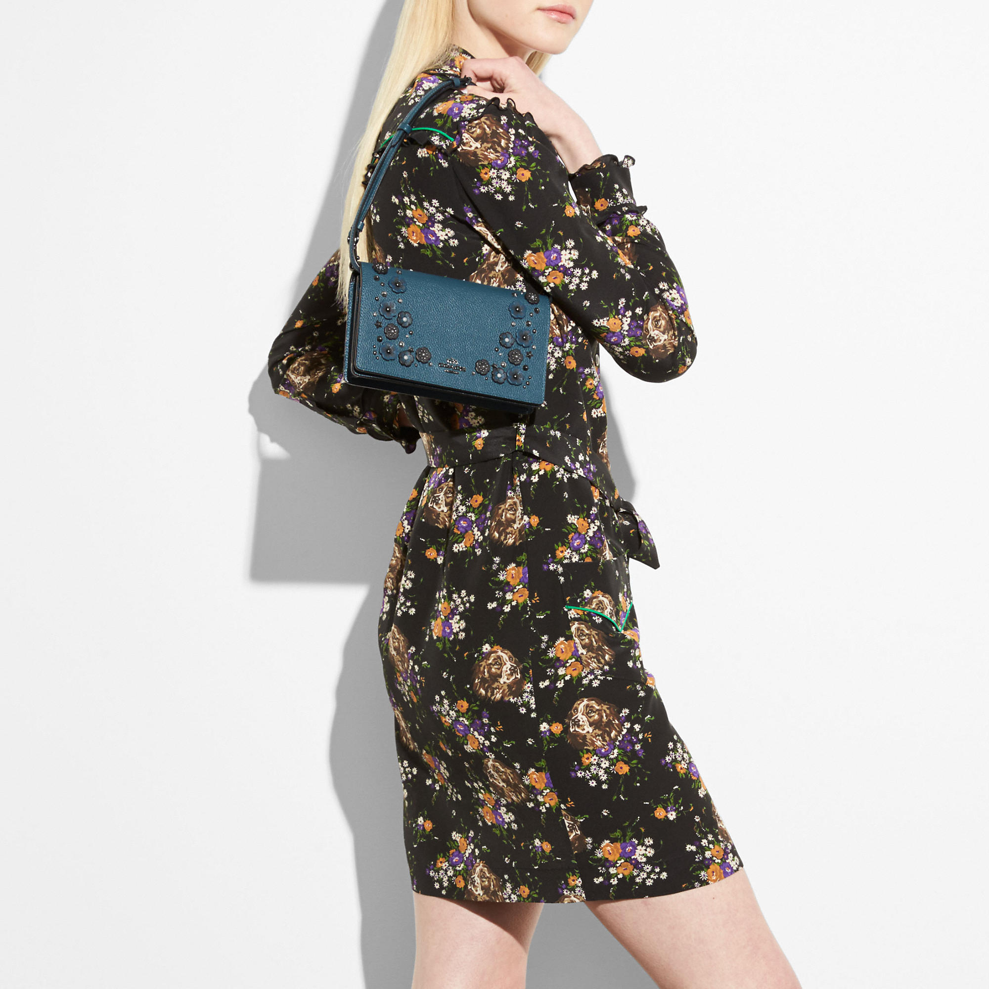 coach/蔻驰 foldover 女士荔枝纹皮革野生茶玫瑰点缀斜挎包 59382