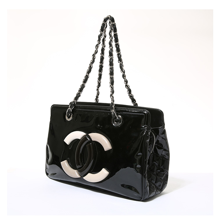 chanel(香奈儿) 黑色漆皮双clogo单肩包