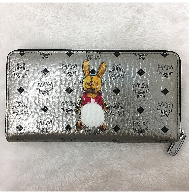 【mcmmcm 钱包】mcm(mcm) 银色皮质兔子图案长款拉链钱夹【正品 价格
