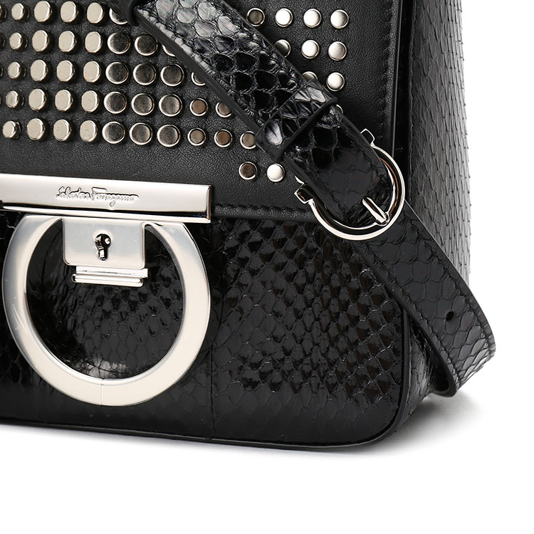 salvatore ferragamo/菲拉格慕 混色 女士斜挎包 691155-21h082-lock