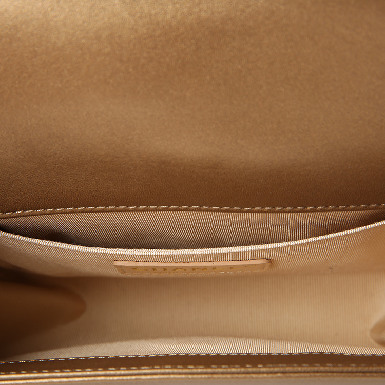 chanel(香奈儿) 金铜色皮质单肩包 ch leboy