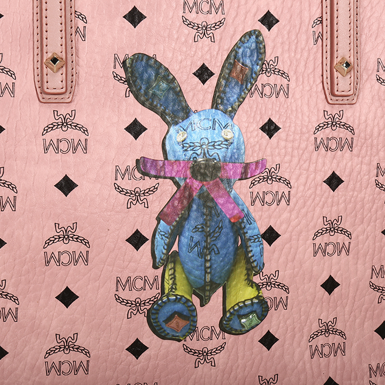 mcm(mcm) #粉色pvc兔子图案女士单肩包