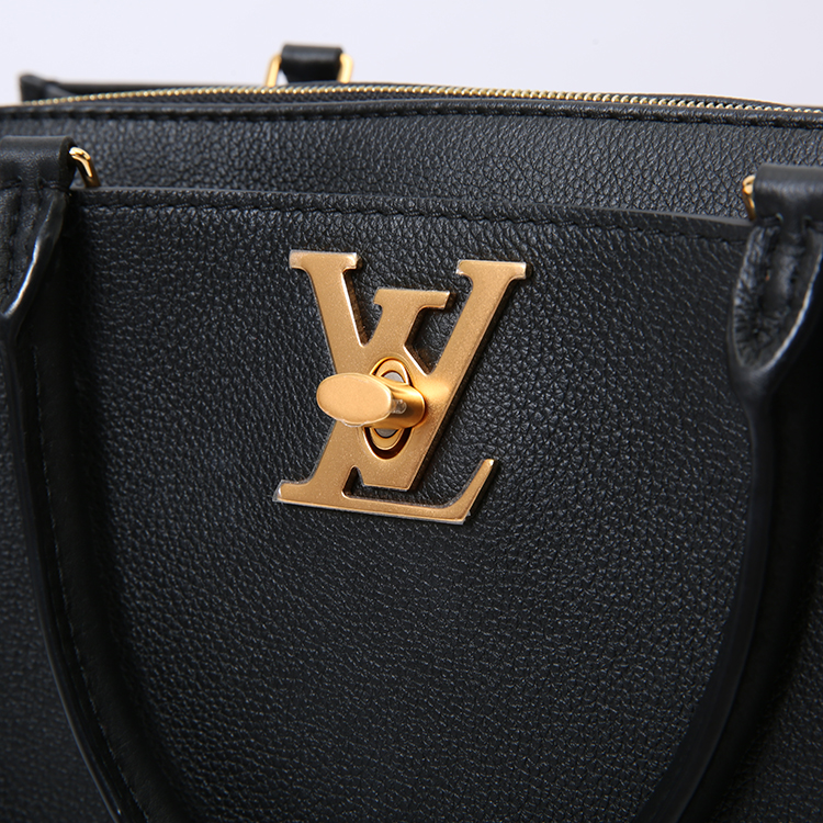 louis vuitton(路易威登) 经典款女士黑色皮质两用包 lockmeto 手袋