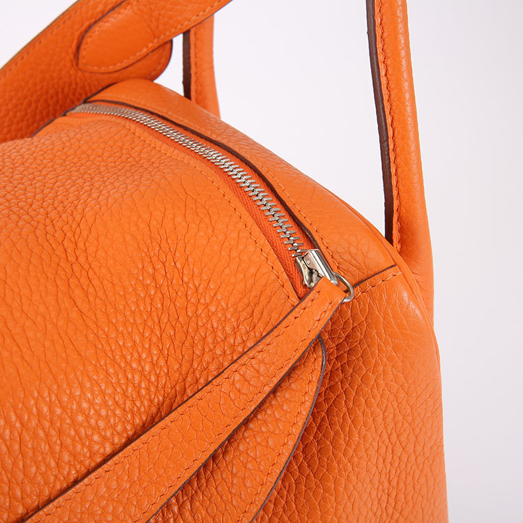 hermes(爱马仕) 经典款lindy系列女士橘色皮质手提包