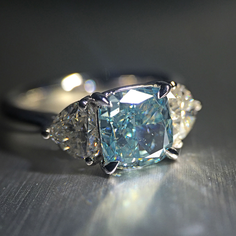 93克拉天然蓝钻 gia证书 成品戒指