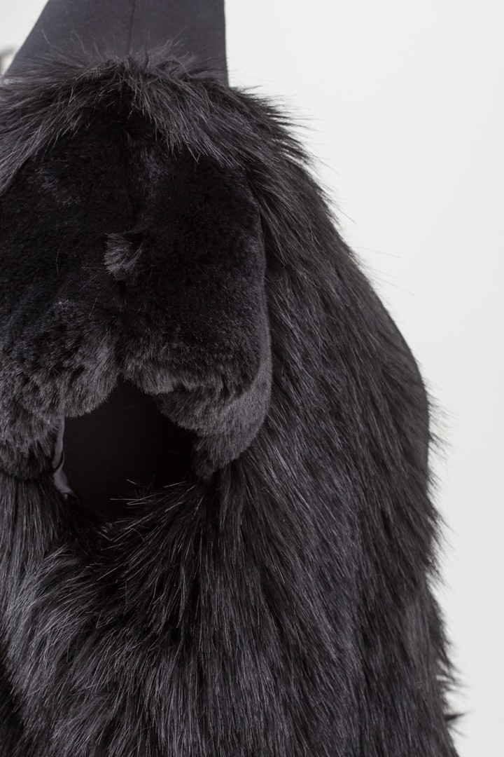 rose core/rose core black long fur vest 黑色长款人造毛外套背心