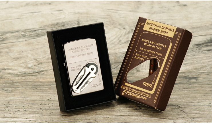 zippo打火机 火石贴章 黑冰打火机(贴章里可装五粒火石) 30080