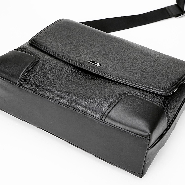 hugo boss/雨果波士 男士商务皮质斜挎包