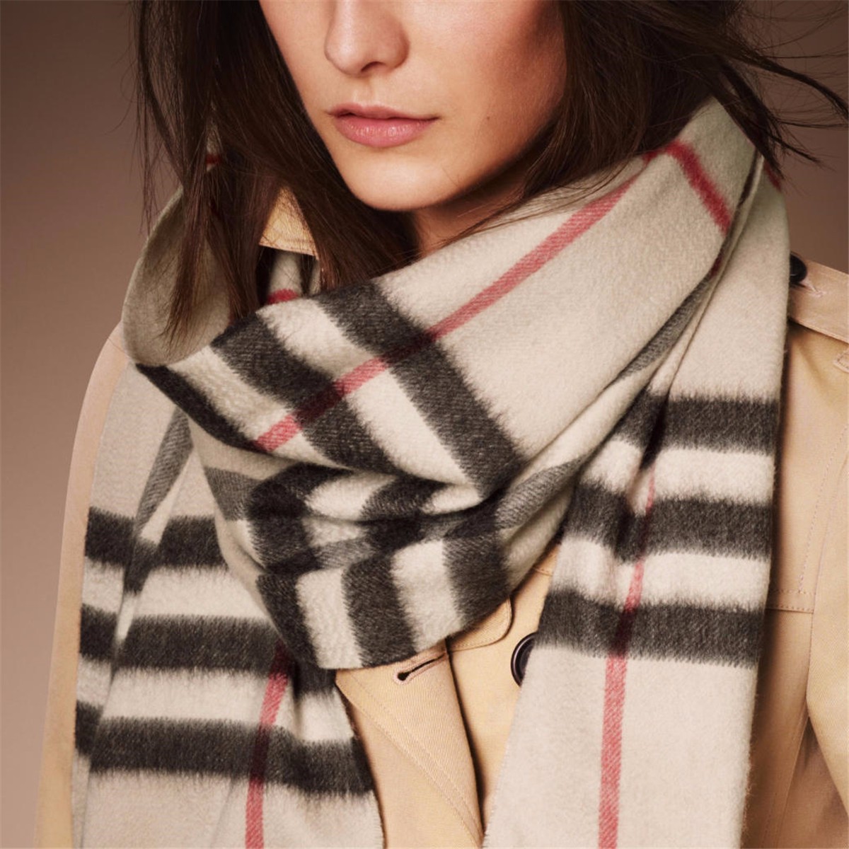 burberry/博柏利 heritage 格纹羊绒围巾