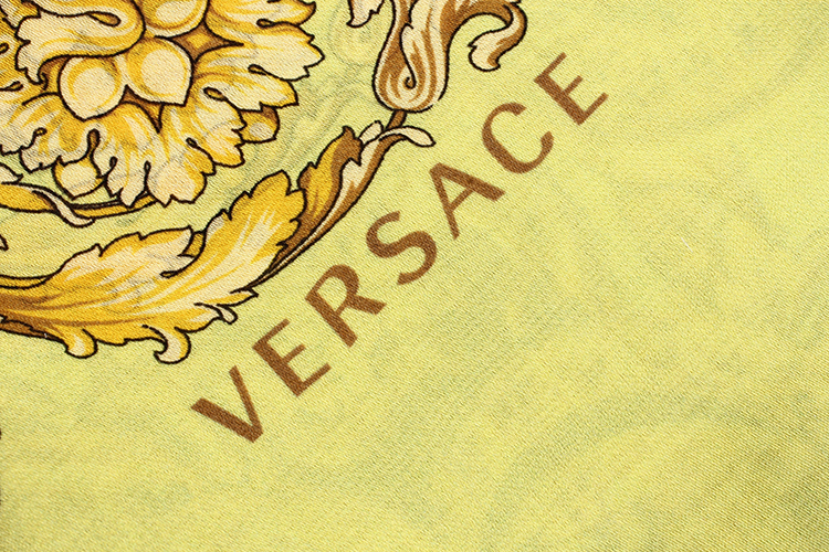 versace/范思哲女士印花图案丝巾