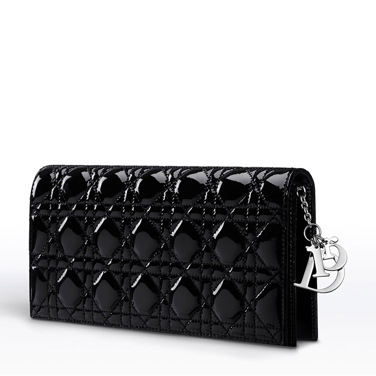 dior/迪奥 经典金属链条女士黑色漆皮两用手拿单肩包