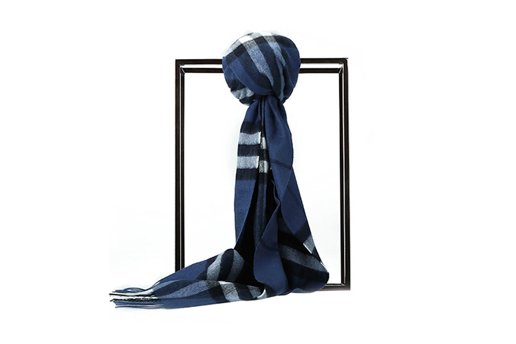 burberry博柏利中性款陆军蓝色经典格纹羊绒围巾3994181