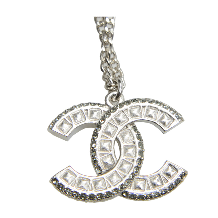 chanel/香奈儿 金属时尚新款经典logo型项链银扣a87395