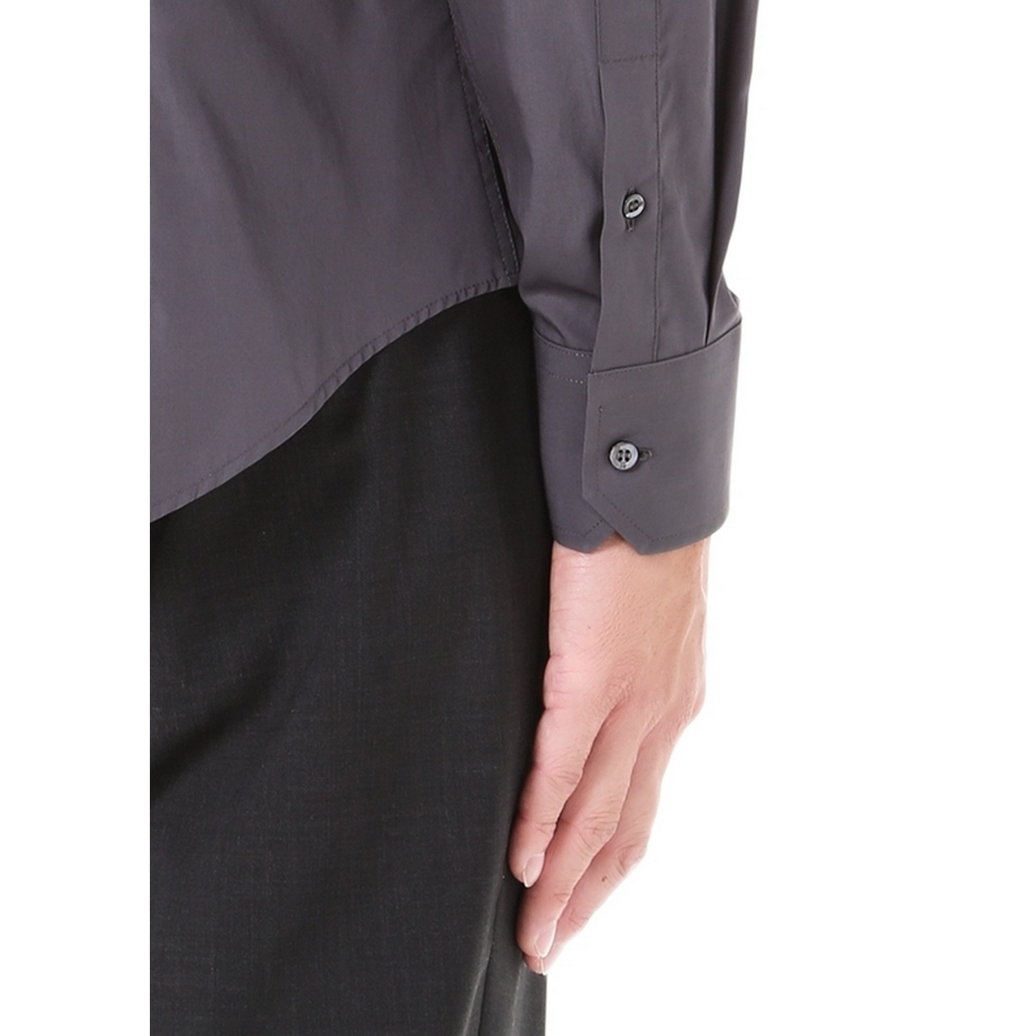 商品展示john richmond出生于英国的万彻斯特市,其后移居伦敦,并于一